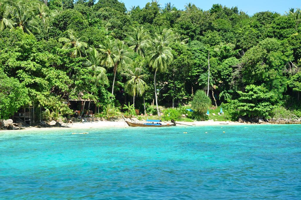 October Hostel Phi Phi Don Exterior photo