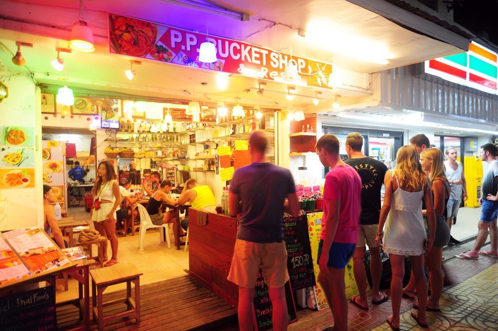 October Hostel Phi Phi Don Exterior photo